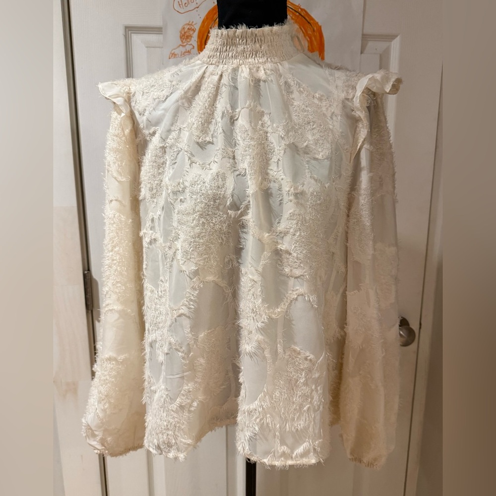 NWT MELLODAY Cream Textured Top size XL